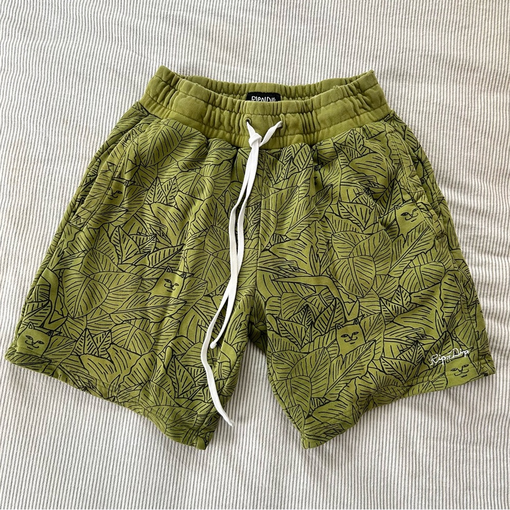 Ripndip Olive Leaf and Lord Nermal Cat Pattern Shorts